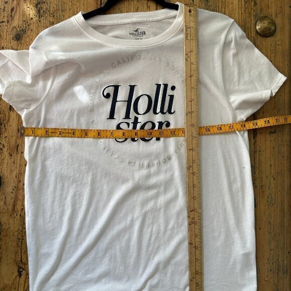 Hollister White T-Shirt ‎ Size Large - Picture 6 of 6